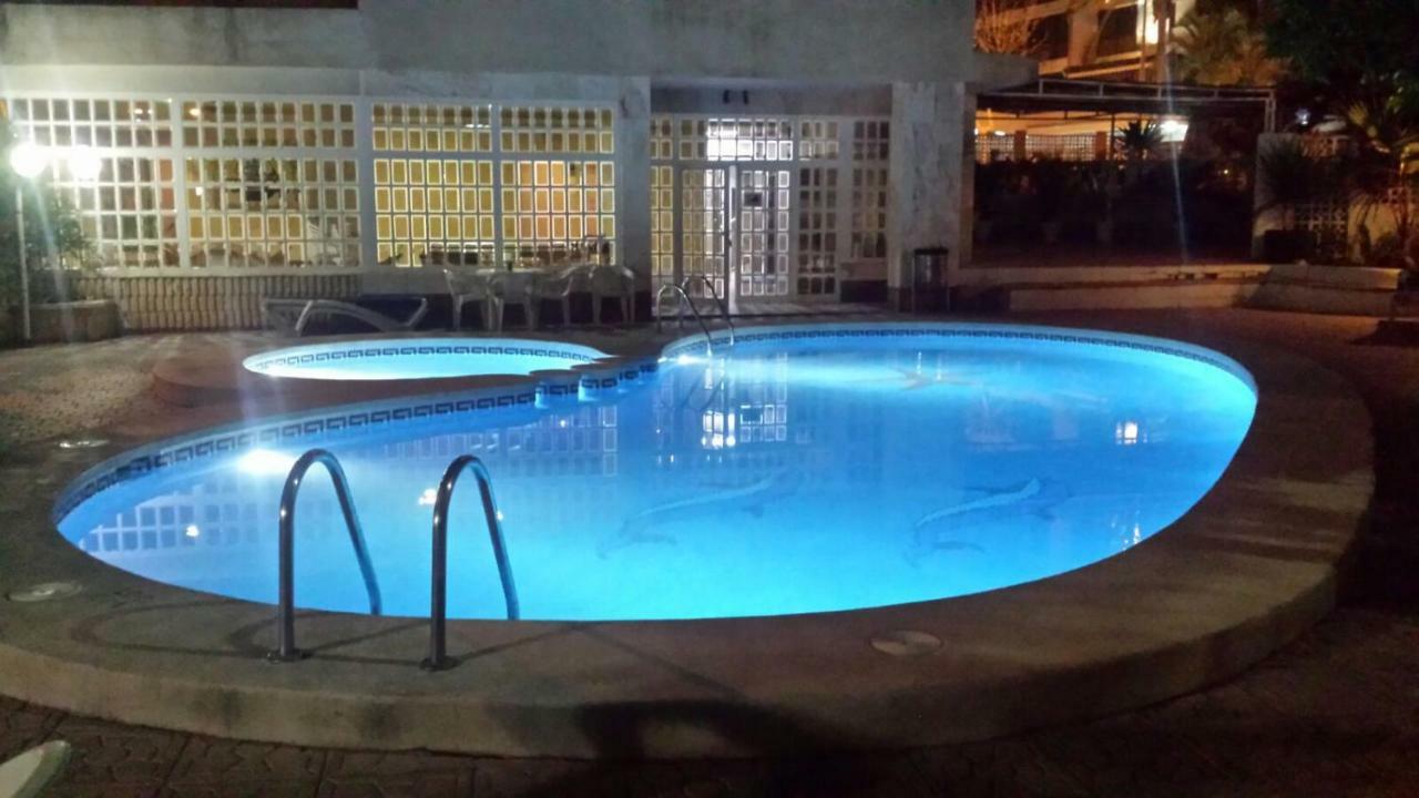 Apartamentos Maria Victoria Benidorm Exteriér fotografie